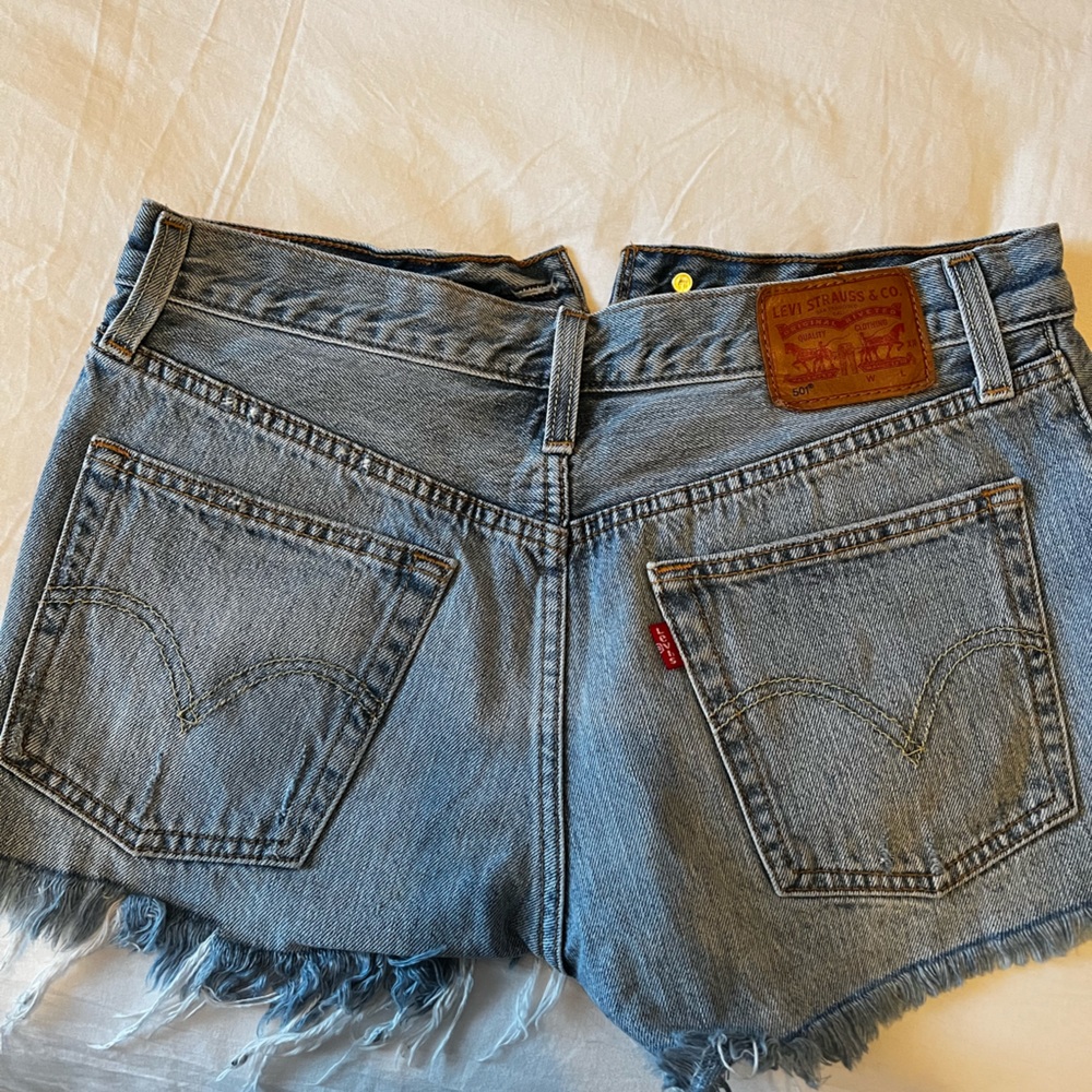 Levi Jean Shorts 27